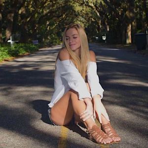 Meet your Posher, Destiny